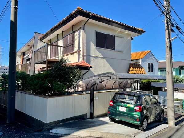 王禅寺西戸建の物件外観写真